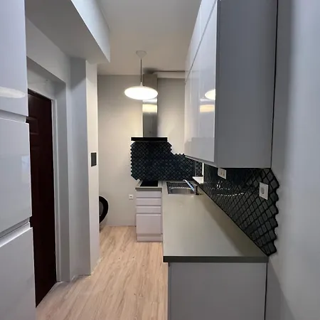 Apartment A Lakas *
